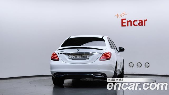 Mercedes-Benz C-Class из Кореи Encar