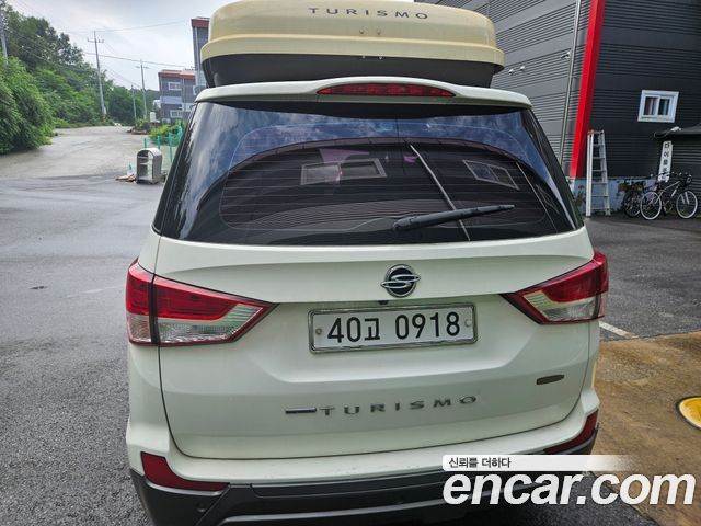Ssangyong KORANDO 4WD TX 9-seater — пробег 183 000 км — фото 2 из 5