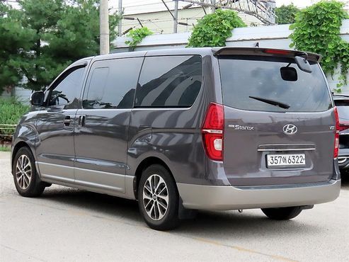 Hyundai Starex Urban 9-Seater Exclusive — пробег 59 295 км — фото 3 из 5