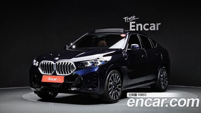 BMW X6 xDrive40i M Sport — пробег 5 049 км — фото 1 из 5
