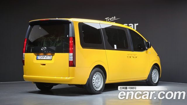 Hyundai Staria из Кореи Encar