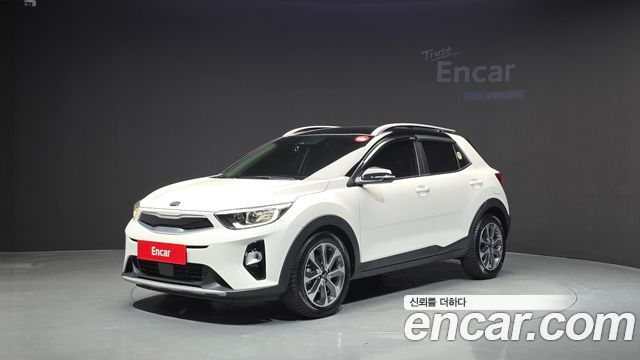 Kia Stonic из Кореи Encar