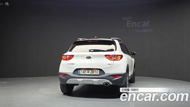 Kia Stonic из Кореи Encar