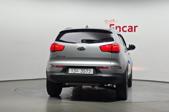 Kia Sportage Diesel 2WD Prestige — пробег 158 995 км — фото 4 из 5