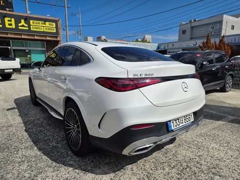 Mercedes-Benz GLC-Class GLC300 4MATIC Coupe — пробег 45 000 км — фото 3 из 5