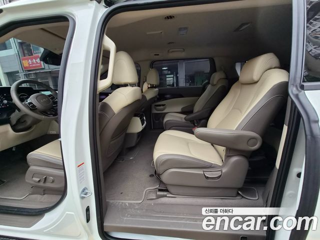 Kia Carnival Gasoline 9-Seater Signature — пробег 15 477 км — фото 2 из 5