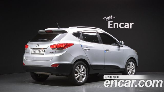 Hyundai Tucson Diesel 2WD LX20 Smart-Pack — пробег 233 869 км — фото 2 из 5