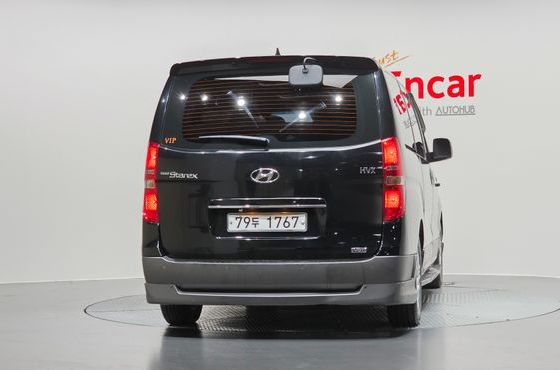 Hyundai Starex 11-Seater Wagon HVX VIP PACK — пробег 88 427 км — фото 4 из 5