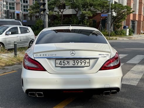 Mercedes-Benz CLS-Class CLS63 AMG 4MATIC — пробег 135 000 км — фото 4 из 5