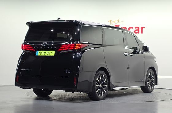 Toyota Alphard 2.5 HEV Executive AWD — пробег 60 292 км — фото 2 из 5