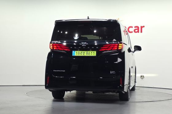 Toyota Alphard 2.5 HEV Executive AWD — пробег 60 292 км — фото 4 из 5