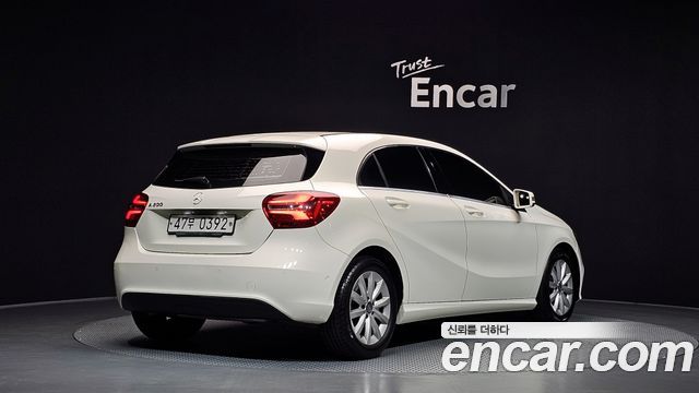 Mercedes-Benz A-Class A200 — пробег 53 606 км — фото 2 из 5