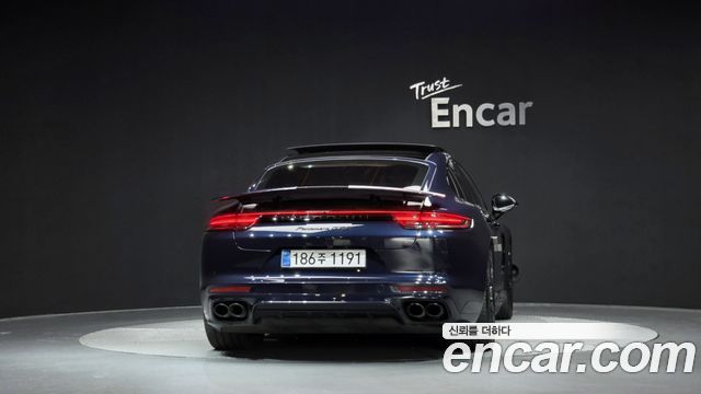 Porsche Panamera 4.0 GTS — пробег 81 252 км — фото 4 из 5