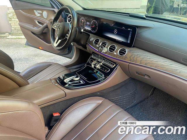 Mercedes-Benz E-Class E300 4MATIC Exclusive — пробег 164 000 км — фото 5 из 5