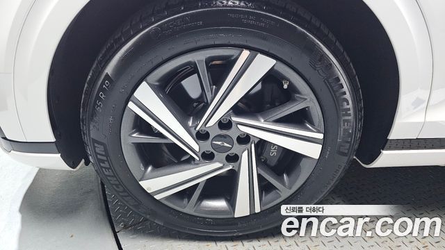 Genesis GV70 из Кореи Encar