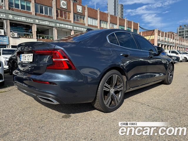 Volvo S60 из Кореи Encar