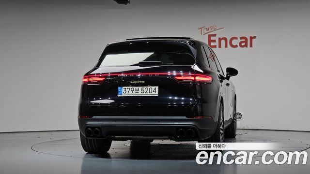 Porsche Cayenne 3.0 E-Hybrid — пробег 20 246 км — фото 4 из 5