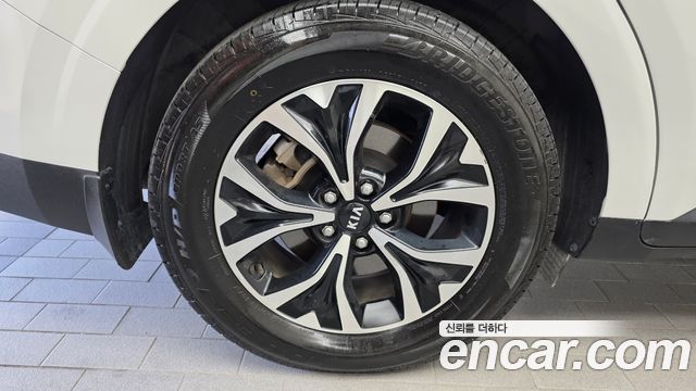 Kia Carnival Diesel 11-Seater Prestige — пробег 88 362 км — фото 5 из 5