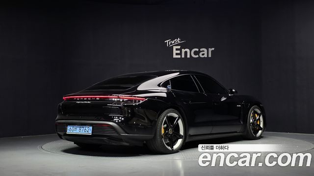 Porsche Taycan из Кореи Encar