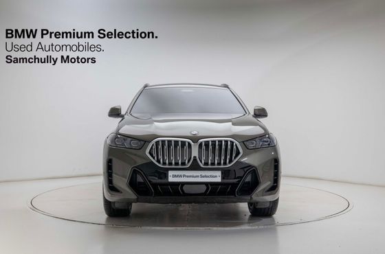 BMW X6 xDrive40i M Sport — пробег 8 164 км — фото 2 из 5