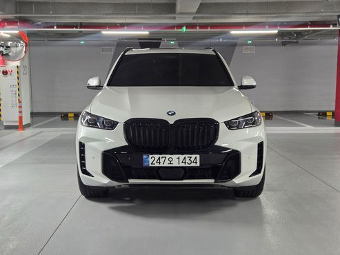 BMW X5 xDrive 40i M Sport — пробег 8 200 км — фото 1 из 5