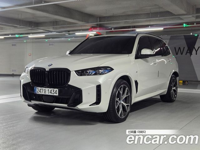 BMW X5 xDrive 40i M Sport — пробег 8 200 км — фото 3 из 5