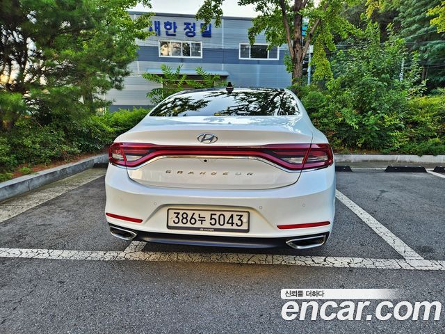 Hyundai Grandeur 3.0 LPi Modern (Rental Car) — пробег 264 750 км — фото 4 из 5