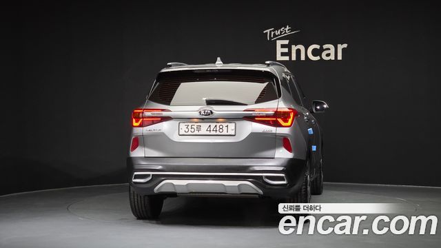Kia Seltos из Кореи Encar
