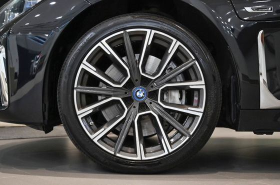 BMW 7-Series 745Le iPerformance M Sport — пробег 84 134 км — фото 5 из 5
