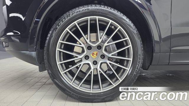 Porsche Cayenne 3.0 Coupe — пробег 66 590 км — фото 5 из 5