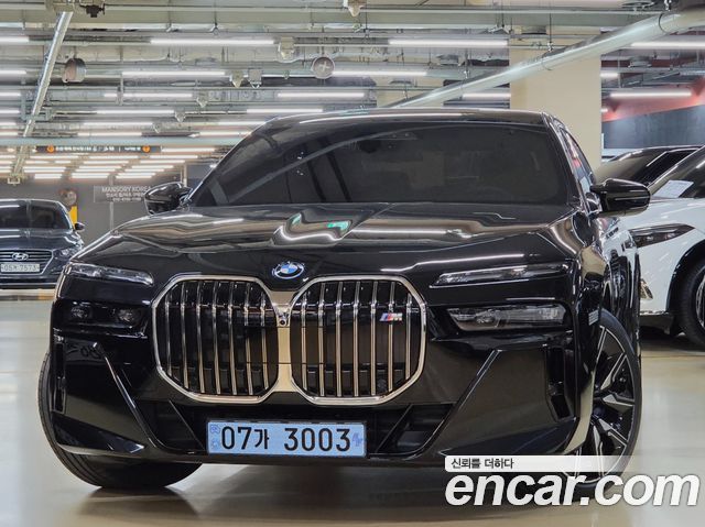 BMW i7 из Кореи Encar