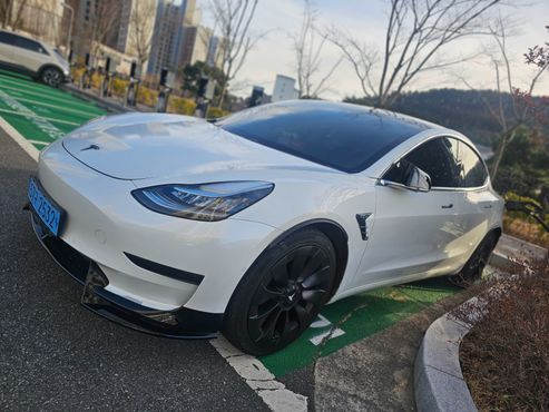 Tesla Model 3 Long Range AWD — пробег 99 800 км — фото 1 из 5