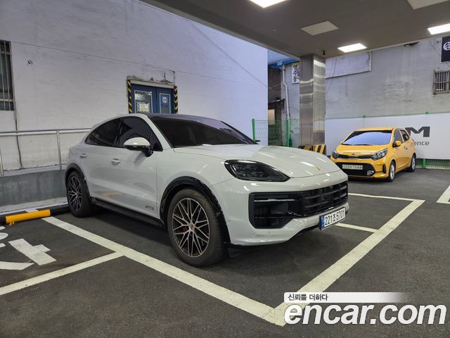 Porsche Cayenne 4.0 GTS Coupe — пробег 5 500 км — фото 2 из 5