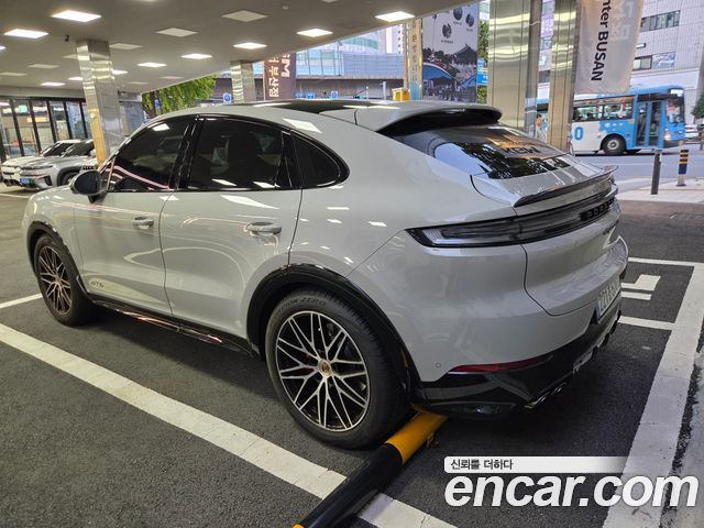 Porsche Cayenne 4.0 GTS Coupe — пробег 5 500 км — фото 4 из 5