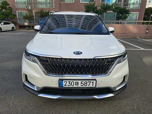 Kia Carnival Diesel 9-Seater Noblesse — пробег 80 000 км — фото 1 из 5