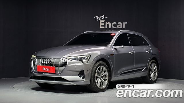 Audi e-tron из Кореи Encar