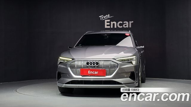 Audi e-tron из Кореи Encar