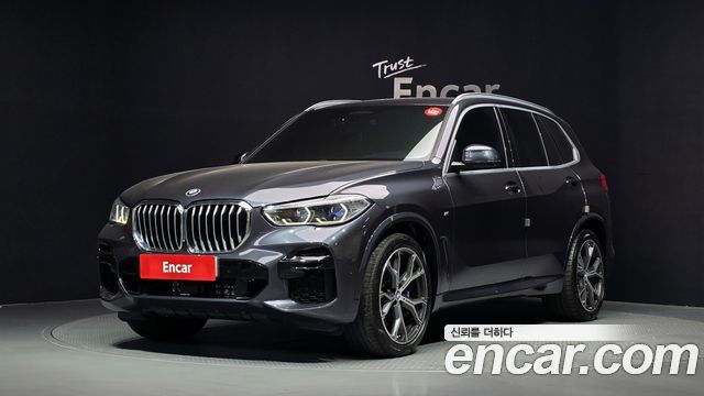 BMW X5 xDrive 40i M Sport — пробег 63 572 км — фото 1 из 5