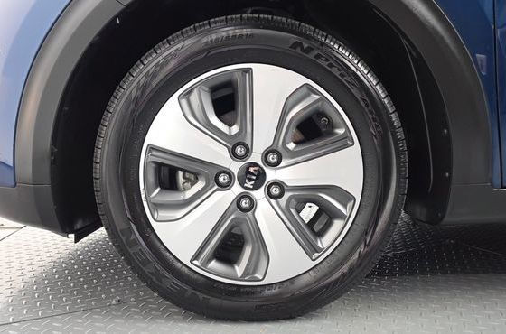 Kia Niro Prestige — пробег 157 478 км — фото 5 из 5