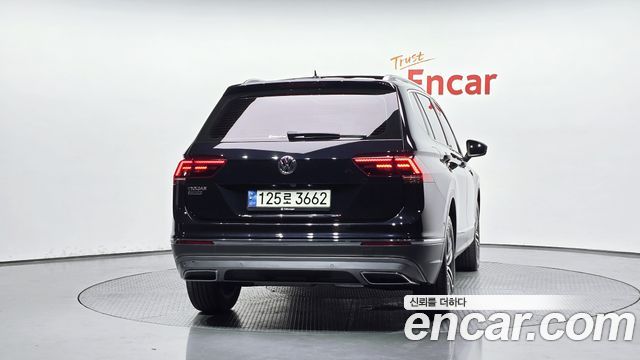 Volkswagen Tiguan из Кореи Encar
