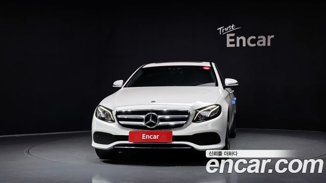 Mercedes-Benz E-Class E300 4MATIC Avnatgarde — пробег 184 815 км — фото 3 из 5