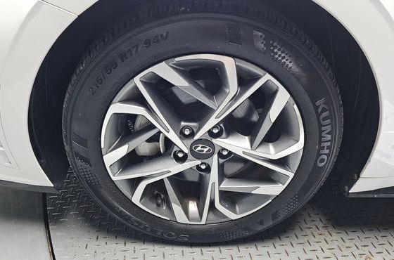 Hyundai Sonata 2.0 Premium Plus — пробег 30 140 км — фото 5 из 5