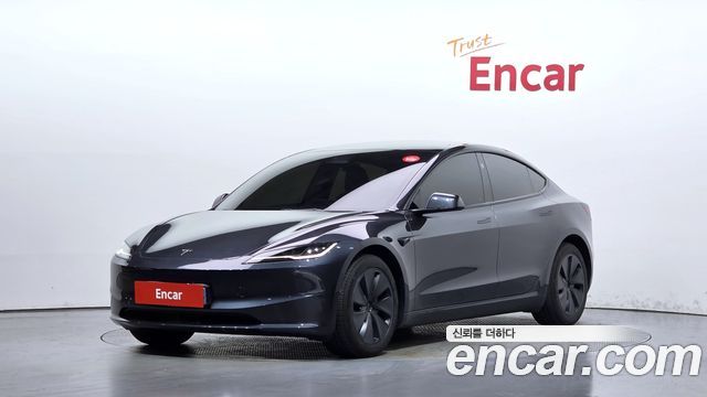 Tesla Model 3 RWD — пробег 28 827 км — фото 1 из 5