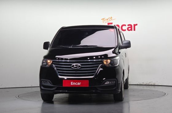 Hyundai Starex Van 3-Seater Smart — пробег 187 986 км — фото 3 из 5