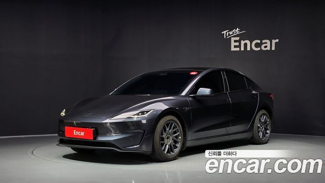 Tesla Model 3 RWD — пробег 29 680 км — фото 1 из 5