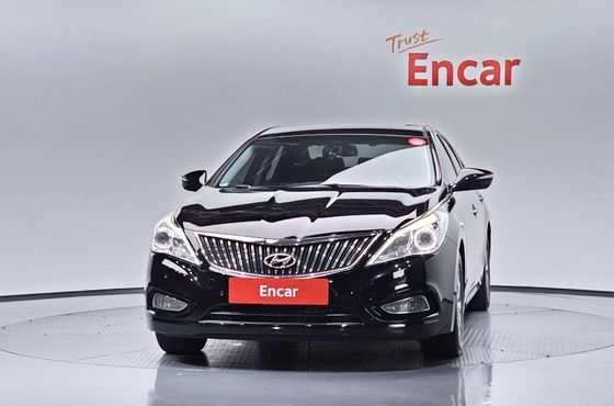 Hyundai Grandeur Premium — пробег 216 221 км — фото 3 из 5
