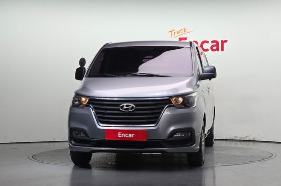 Hyundai Starex Van 3-Seater Smart — пробег 109 003 км — фото 3 из 5