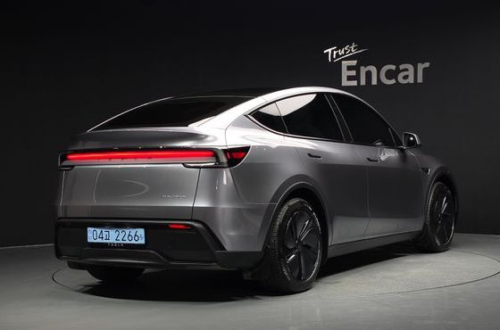 Tesla Model Y Long Range AWD — пробег 19 395 км — фото 2 из 5