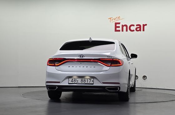 Hyundai Grandeur Exclusive Special — пробег 107 822 км — фото 4 из 5