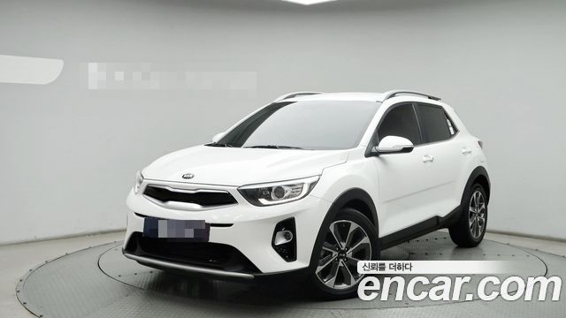 Kia Stonic из Кореи Encar